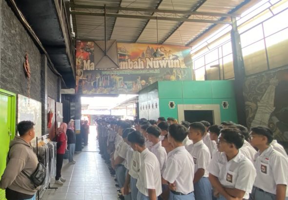 Kunjungan IndustriRabu 14 Januari 2026Follow @smk_muh6_tio_official #smkmuh6tirtomoyo #smkmuh6ti