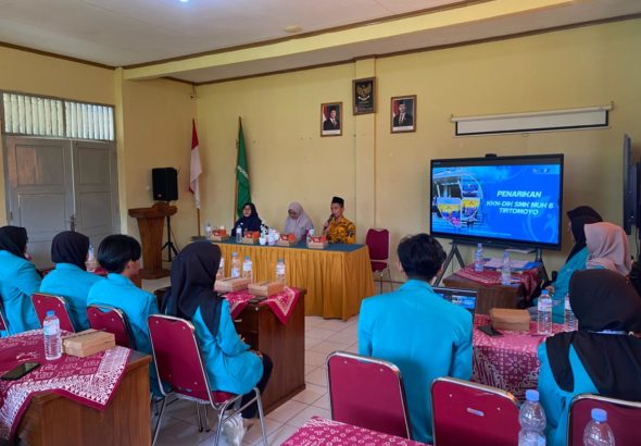 Pelepasan KKN DIK UMS